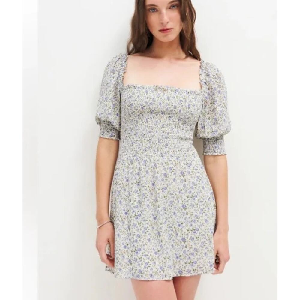 Reformation Elle Dress White & Blue Ditsy Floral Smocked Squared Neck Mini Sz 10